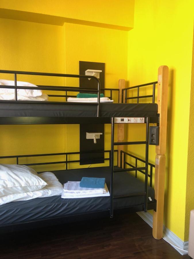 Backpackers Duesseldorf - Self Check-In Hostel ภายนอก รูปภาพ