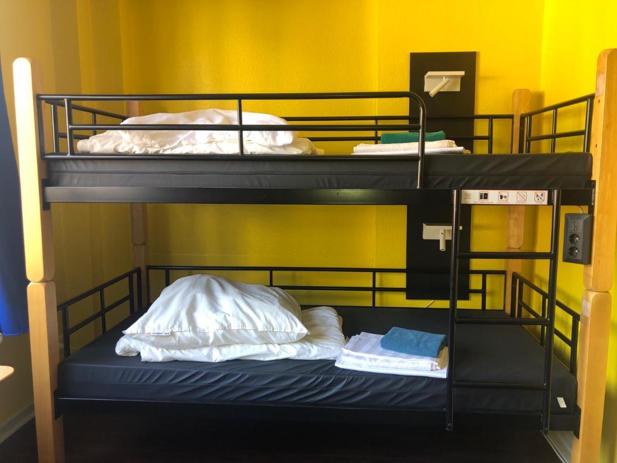 Backpackers Duesseldorf - Self Check-In Hostel ภายนอก รูปภาพ