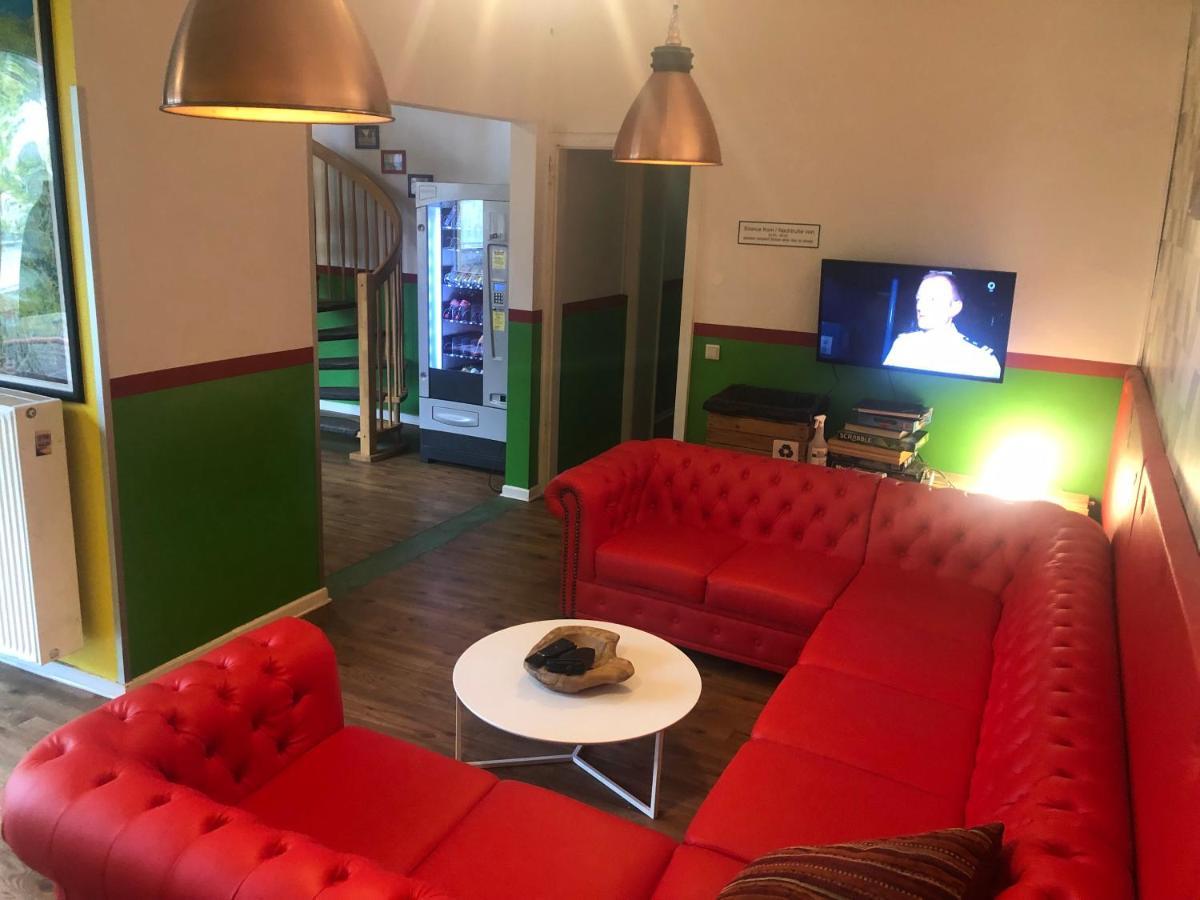 Backpackers Duesseldorf - Self Check-In Hostel ภายนอก รูปภาพ