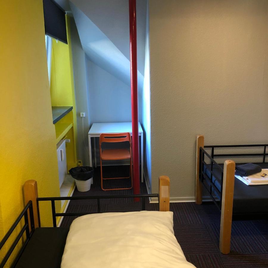 Backpackers Duesseldorf - Self Check-In Hostel ภายนอก รูปภาพ