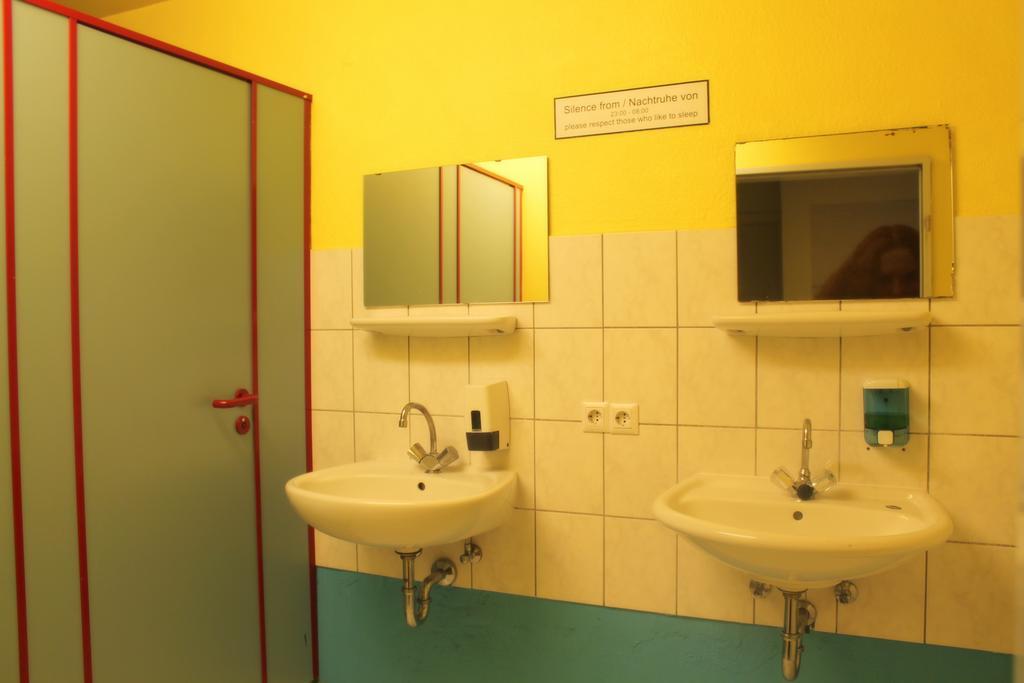 Backpackers Duesseldorf - Self Check-In Hostel ห้อง รูปภาพ