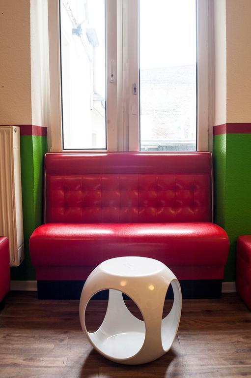 Backpackers Duesseldorf - Self Check-In Hostel ภายนอก รูปภาพ