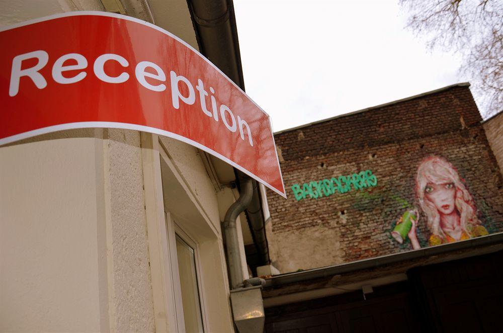 Backpackers Duesseldorf - Self Check-In Hostel ภายนอก รูปภาพ